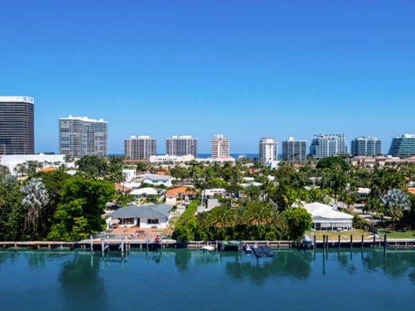 12-La-Baia-North-view